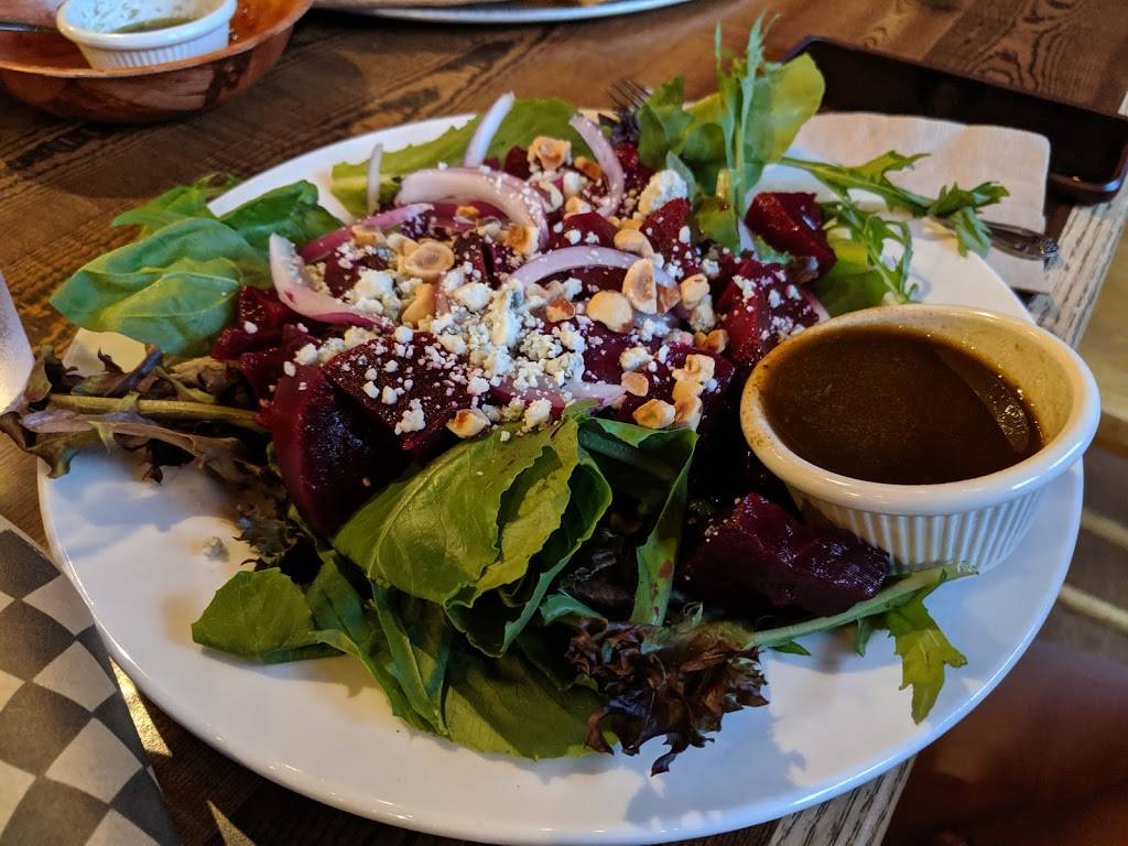 Lucky Labrador Beer Hall | restaurant | QUIMBY 1945, NW Quimby St, Portland, OR 97209, USA | 5035174352 OR +1 503-517-4352