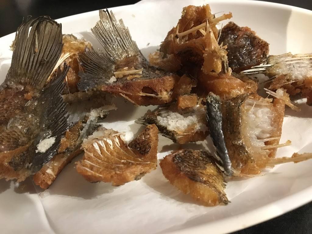 Me Dee Cafe | cafe | 4805 N Damen Ave, Chicago, IL 60625, USA | 7739894444 OR +1 773-989-4444