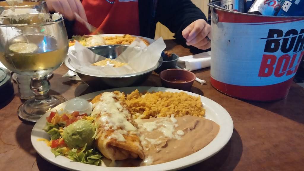 La Luna Cantina & Grill | restaurant | 2812 Highway 62 Service Rd, Newcastle, OK 73065, USA | 4053879475 OR +1 405-387-9475