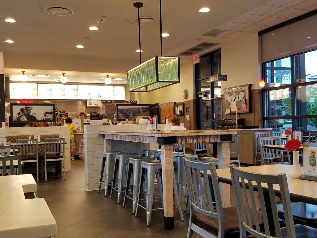 Chick-fil-A | restaurant | 2650 N Federal Hwy, Fort Lauderdale, FL 33306, USA | 8885828121 OR +1 888-582-8121