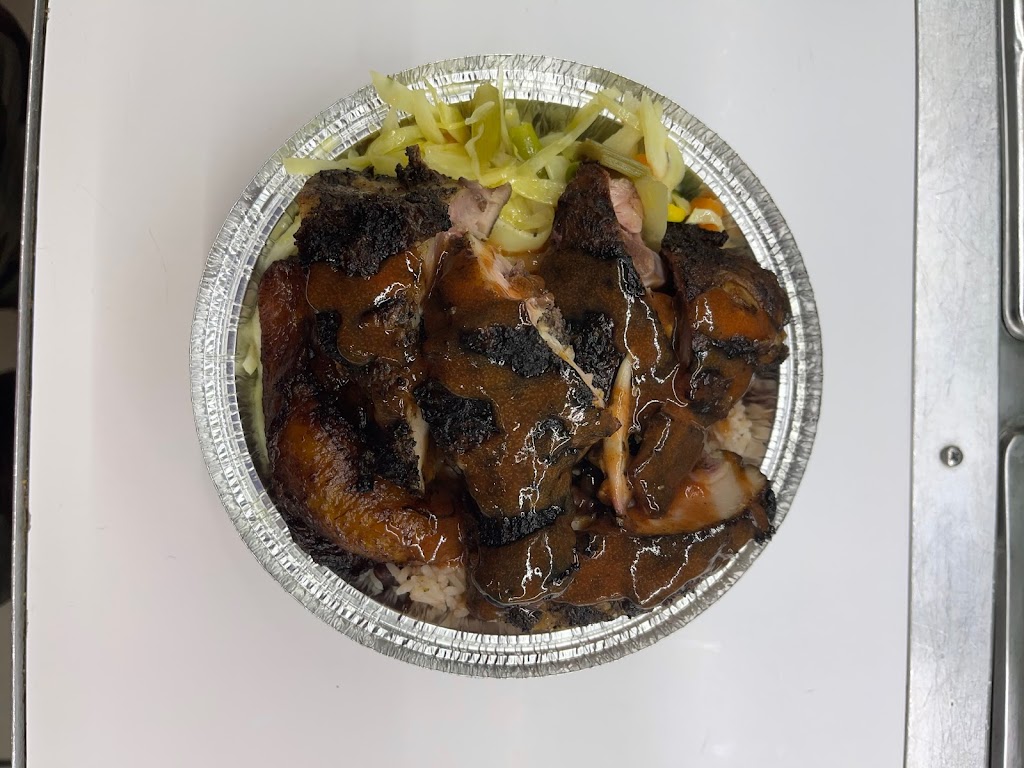 Fortis Restaurant | restaurant | 10826 Guy R Brewer Blvd, Queens, NY 11433, USA | 7182629352 OR +1 718-262-9352