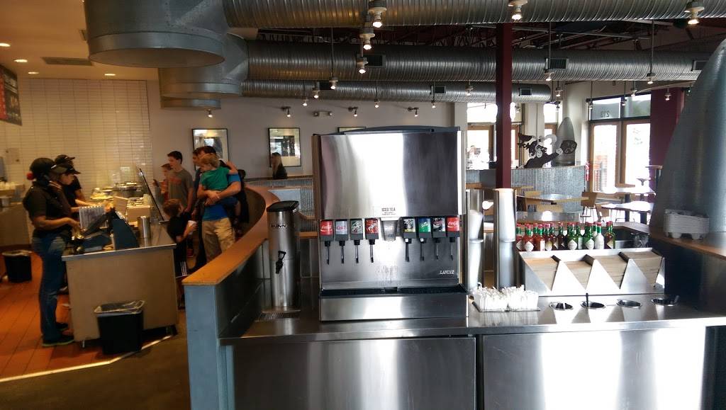 Chipotle Mexican Grill | restaurant | 213 Maple Ave E, Vienna, VA 22180, USA | 7032551100 OR +1 703-255-1100