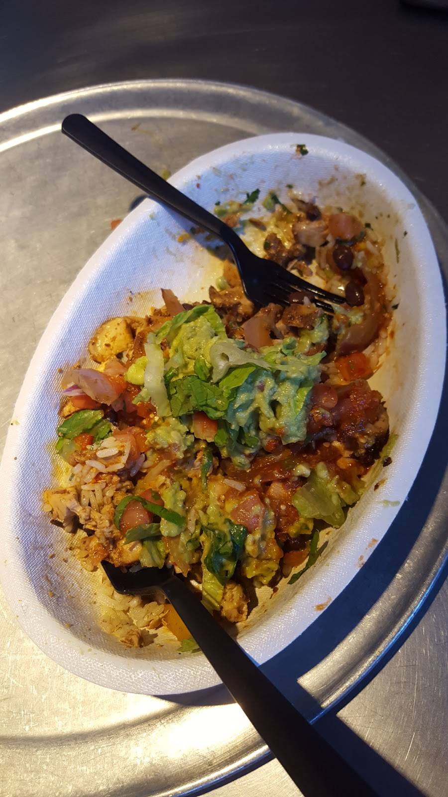 Chipotle Mexican Grill | restaurant | 32195 Temecula Pkwy #105, Temecula, CA 92592, USA | 9513036215 OR +1 951-303-6215