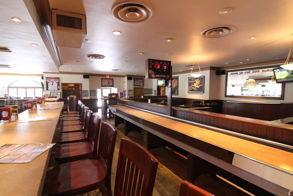 Zipps Sports Grill | restaurant | 8380 East Vía de Ventura, Scottsdale, AZ 85258, USA | 4809221500 OR +1 480-922-1500
