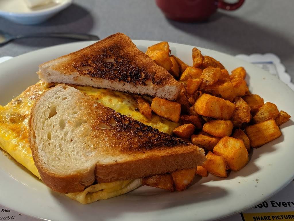 Governors Restaurant & Bakery | bakery | 963 Stillwater Ave, Old Town, ME 04468, USA | 2078274277 OR +1 207-827-4277