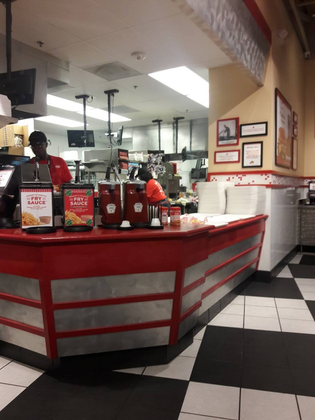 Freddys Frozen Custard & Steakburgers | restaurant | 817 N Jack Kultgen Expy, Waco, TX 76706, USA | 2543017330 OR +1 254-301-7330