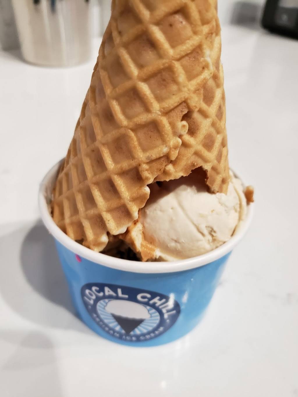 Local Chill Artisan Ice Cream | restaurant | 5140 Ocean Blvd, Siesta Key, FL 34242, USA | 9413887672 OR +1 941-388-7672