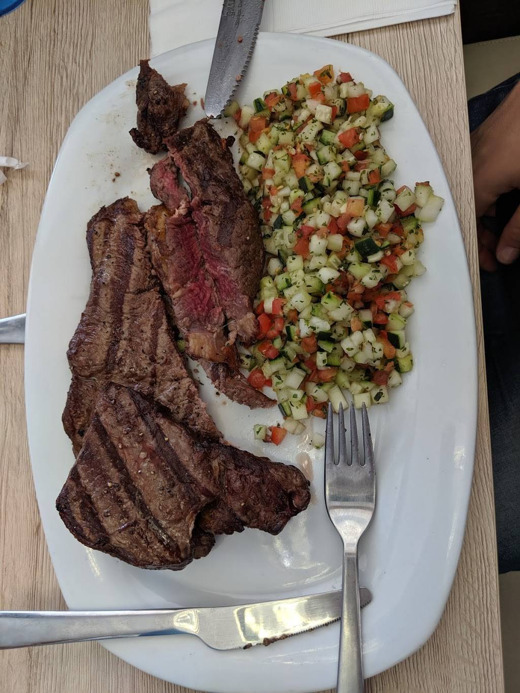 613 Grill | restaurant | 6219 N 7th St, Phoenix, AZ 85014, USA | 6022744444 OR +1 602-274-4444