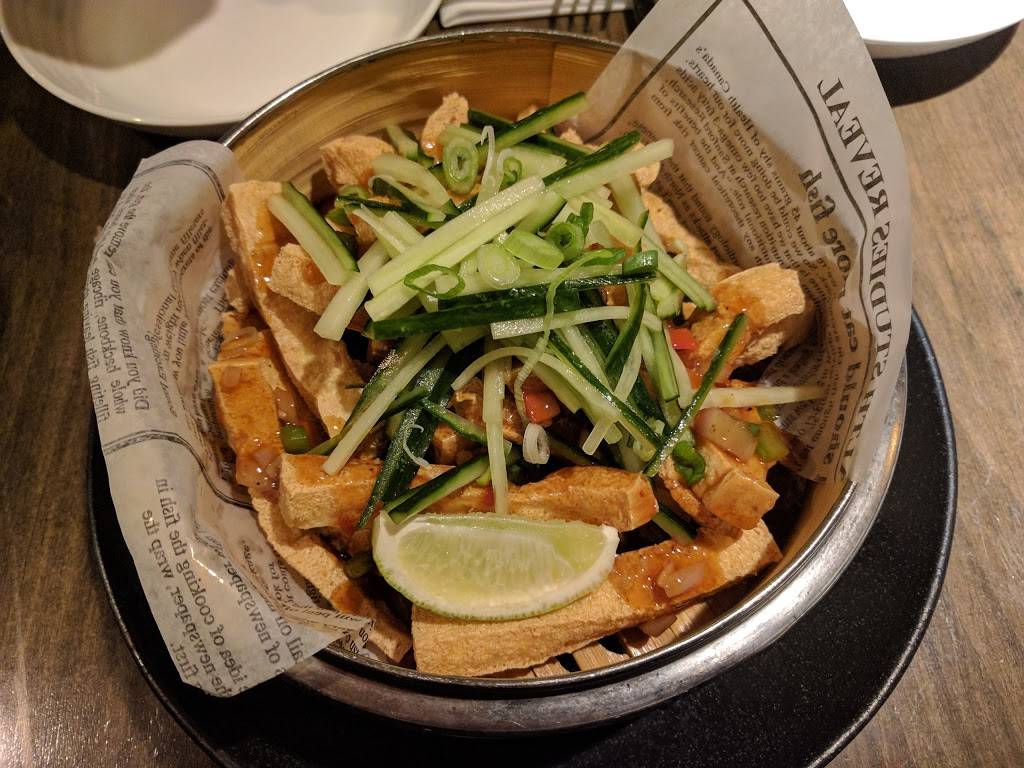 Lime Asian Kitchen | restaurant | 3243 Yonge St, Toronto, ON M4N 2L5, Canada | 6473445463 OR +1 647-344-5463