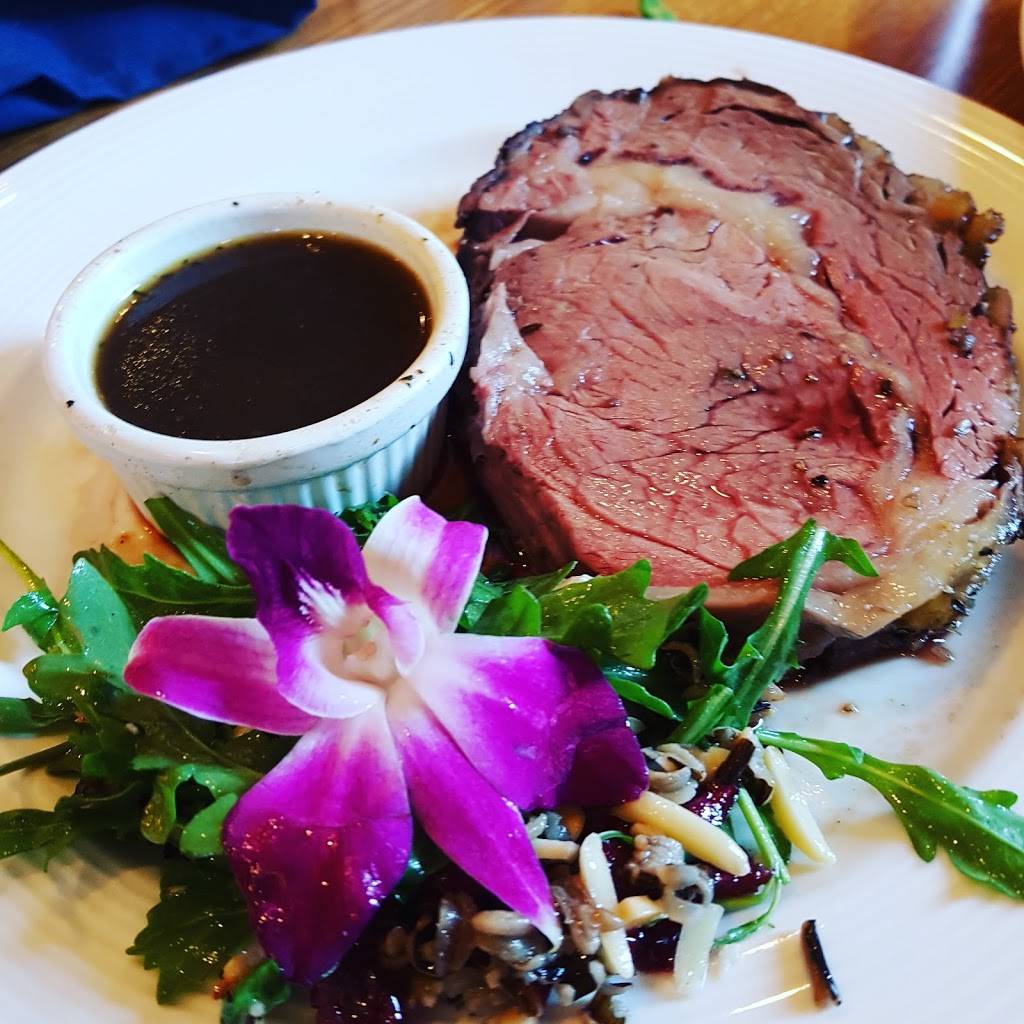 Piggys | night club | 501 Front St S, La Crosse, WI 54601, USA | 6087844877 OR +1 608-784-4877