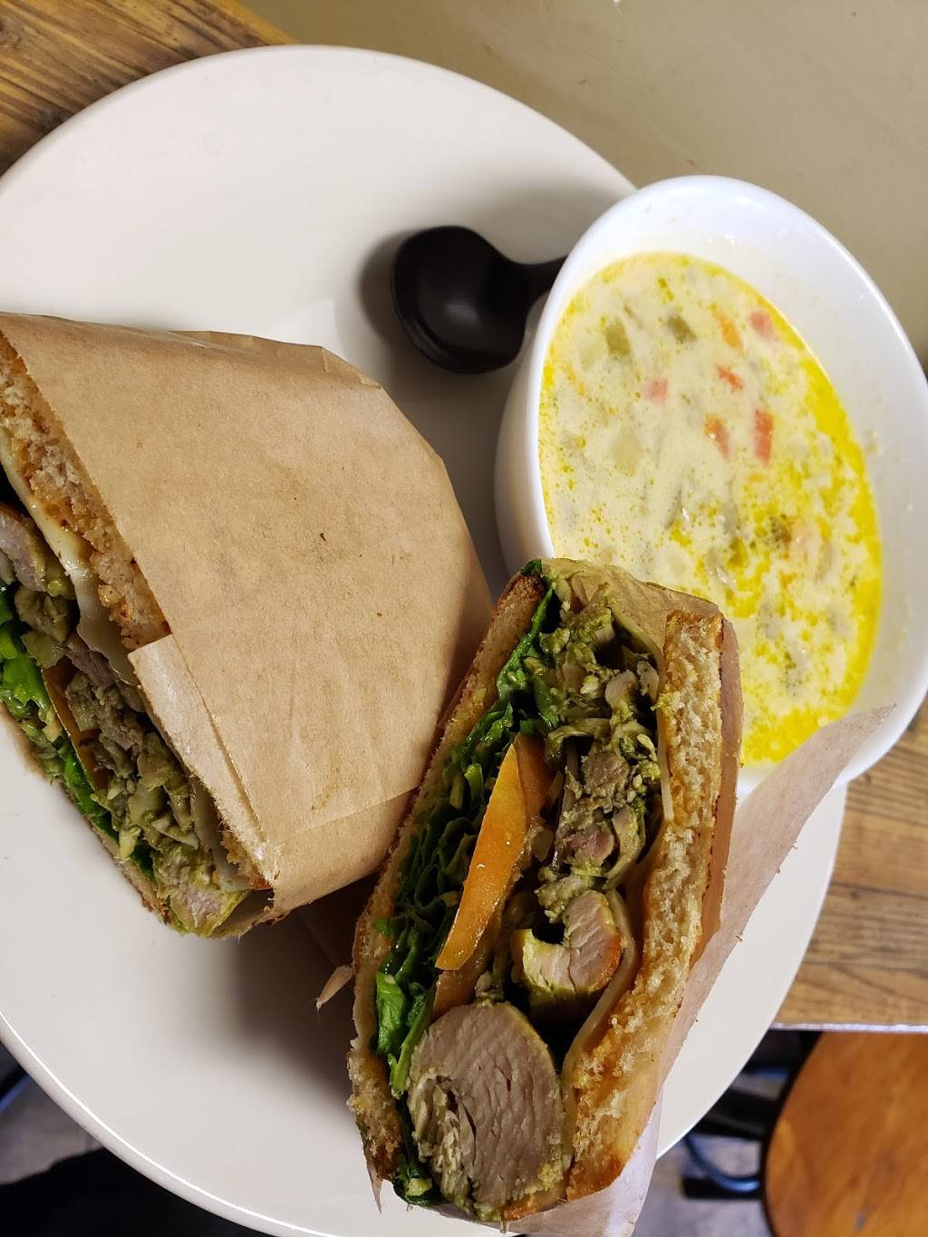 Thirty5 Degrees | restaurant | 5610 Pacific Blvd #104, Huntington Park, CA 90255, USA | 3235891354 OR +1 323-589-1354