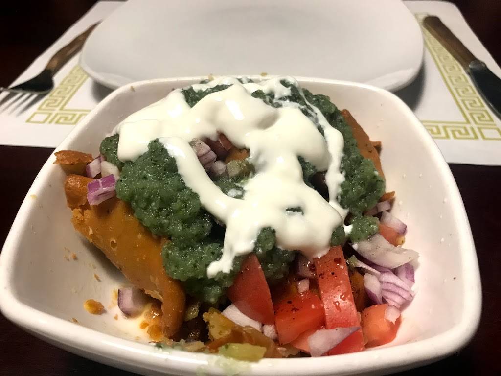 Sams Indian Food & Pizza | restaurant | 61380 Twentynine Palms Highway Suite 13, Joshua Tree, CA 92252, USA | 7603669511 OR +1 760-366-9511