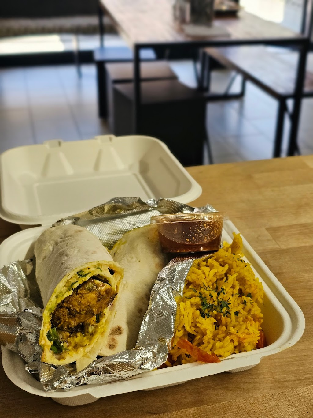 Lay Vince | restaurant | 540 S Indian Canyon Dr, Palm Springs, CA 92264, USA | 7605347362 OR +1 760-534-7362