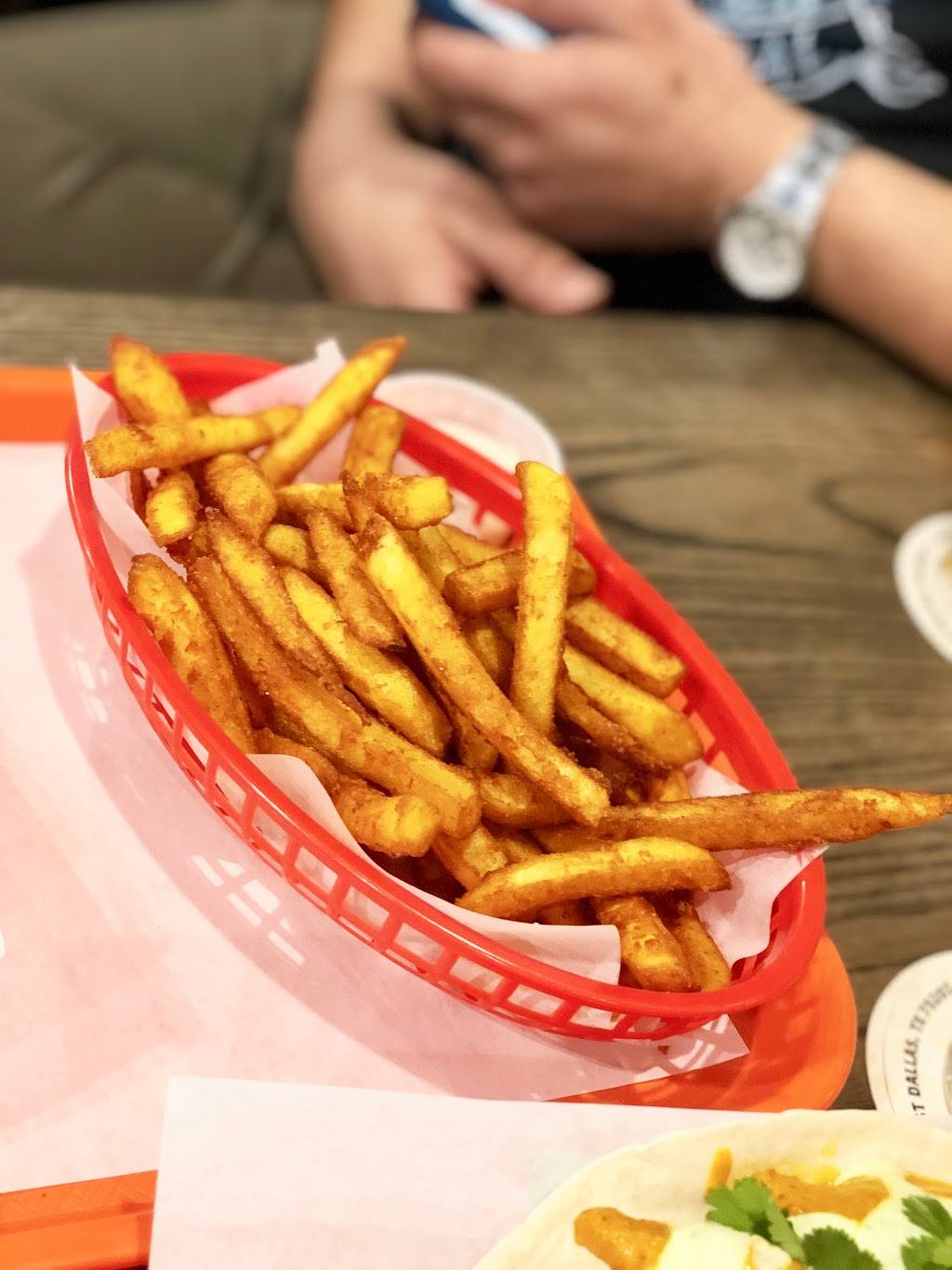 3 Flights Up Taps & Tacos | restaurant | 2832 Eldorado Pkwy # 212, Little Elm, TX 75068, USA | 2146181631 OR +1 214-618-1631