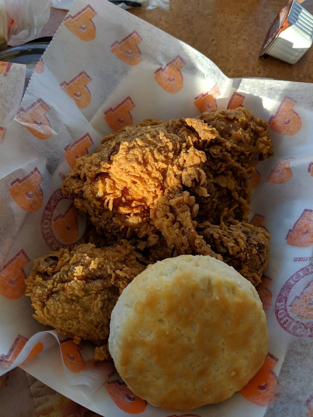 Popeyes Louisiana Kitchen | restaurant | 14202 Rockaway Blvd, Jamaica, NY 11436, USA | 7183233500 OR +1 718-323-3500