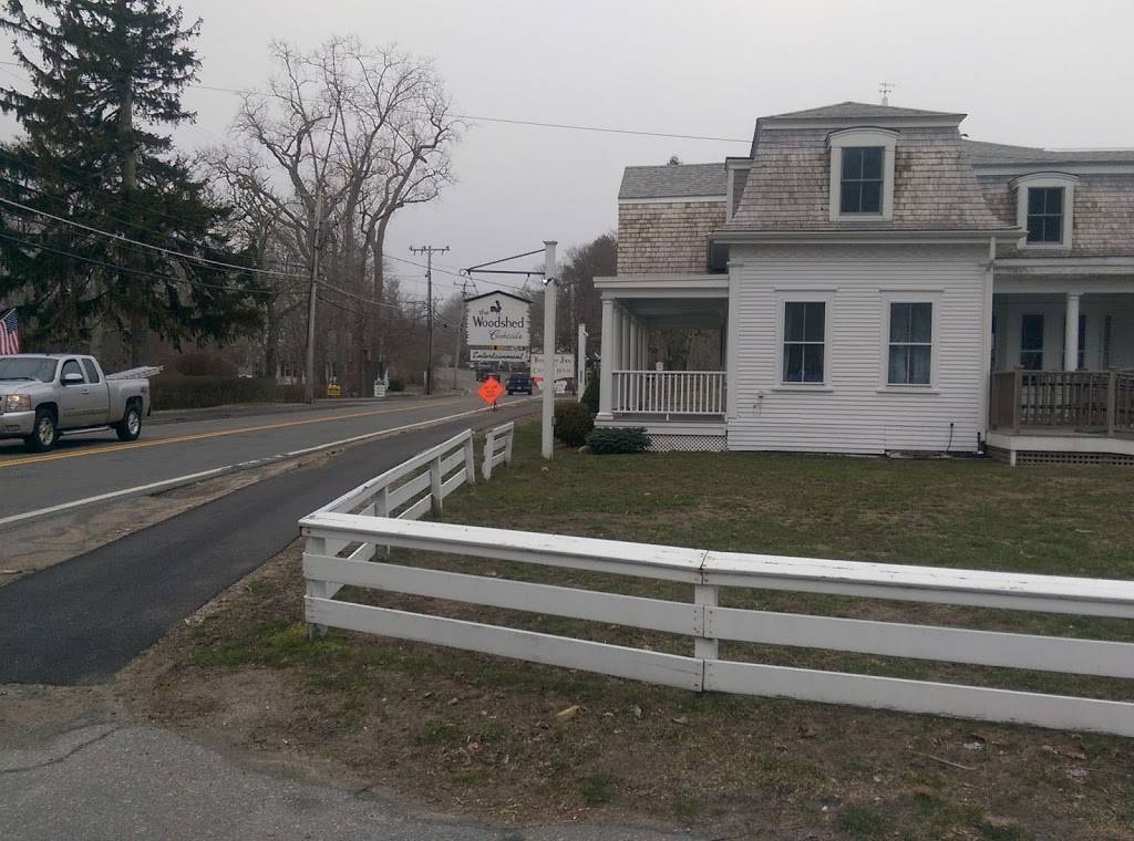 Brewster Inn & Chowder House | night club | 1933 Main St, Brewster, MA 02631, USA | 5088967771 OR +1 508-896-7771