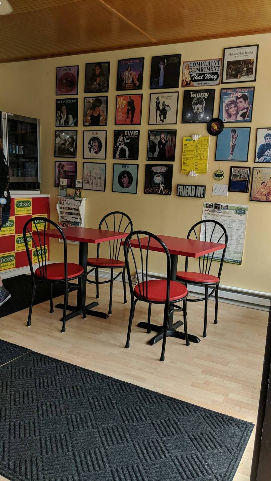 M Z Pickles Gourmet Sandwiches | meal takeaway | 17 S Main St, Miamisburg, OH 45342, USA | 9378664711 OR +1 937-866-4711