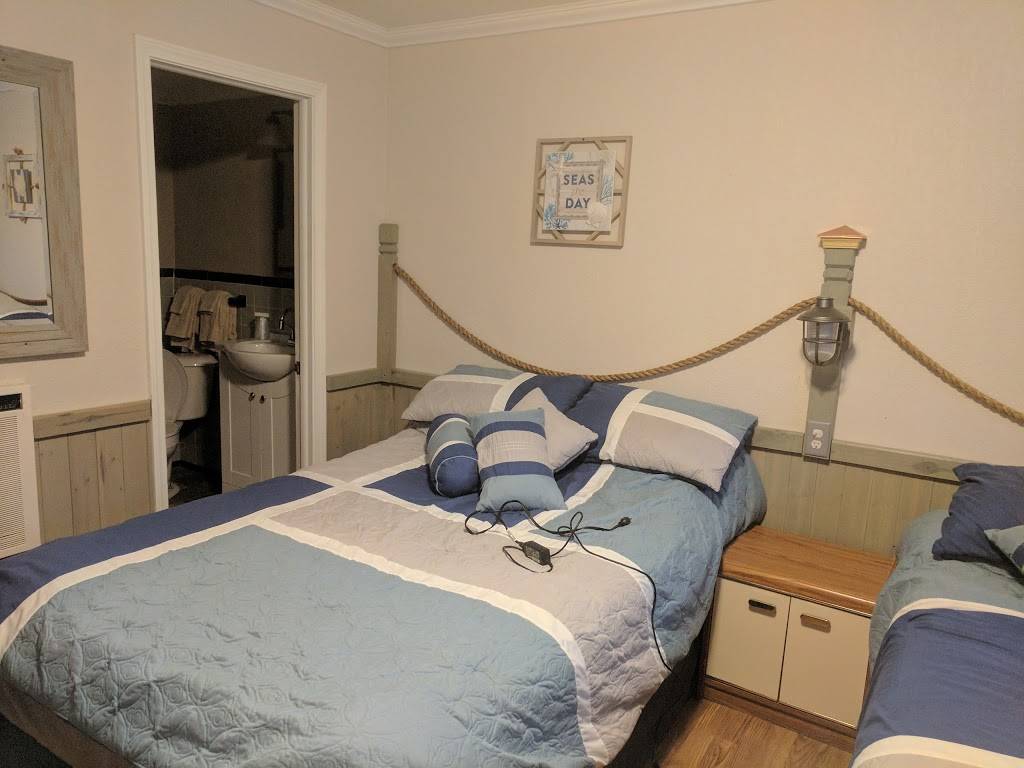 Bella Vista Sunset Bay Resort | restaurant | 6024 Port Austin Rd, Caseville, MI 48725, USA | 9898562650 OR +1 989-856-2650