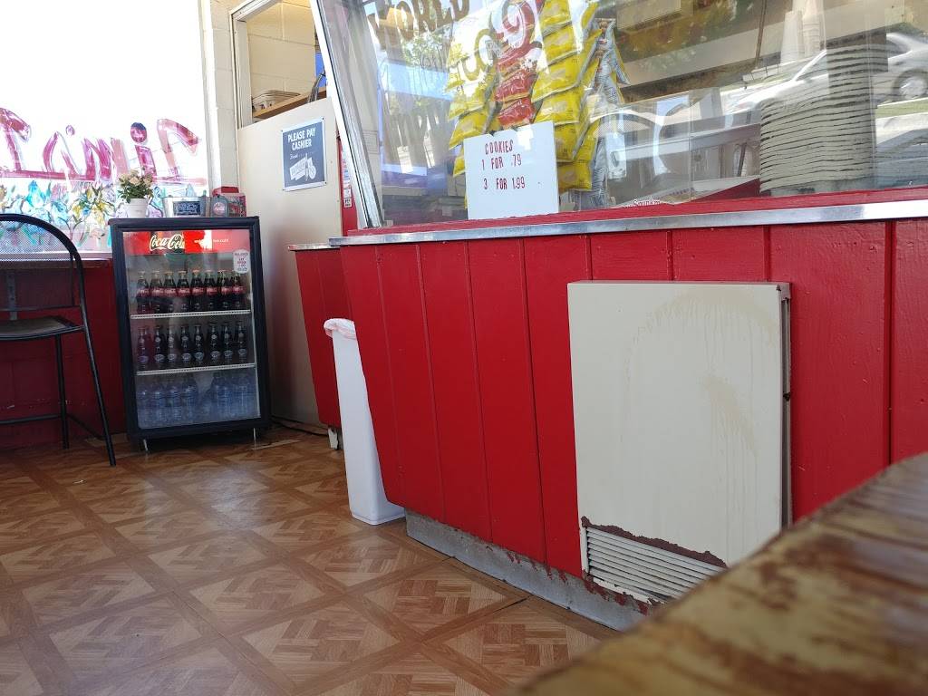 Tims Drive Inn | restaurant | 5037 N MacArthur Blvd, Warr Acres, OK 73122, USA | 4057895410 OR +1 405-789-5410