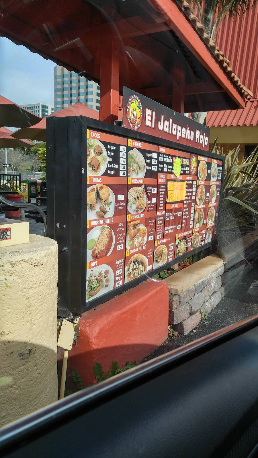 El Jalapeno Rojo | restaurant | 400 W San Carlos St, San Jose, CA 95126, USA | 4082756299 OR +1 408-275-6299