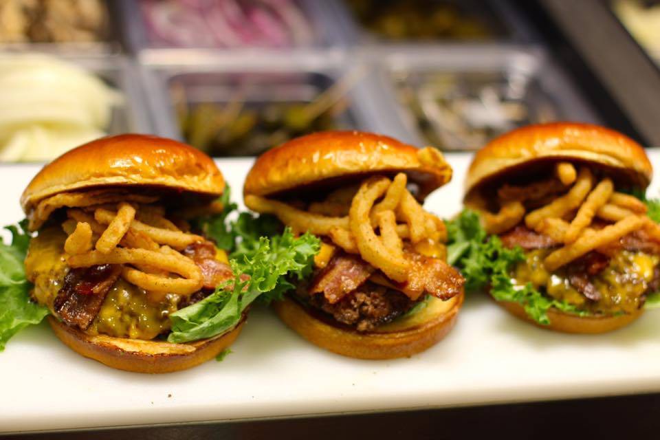 Buck & Sadies | restaurant | 2030 Douglas Blvd #28, Roseville, CA 95661, USA | 9167493394 OR +1 916-749-3394