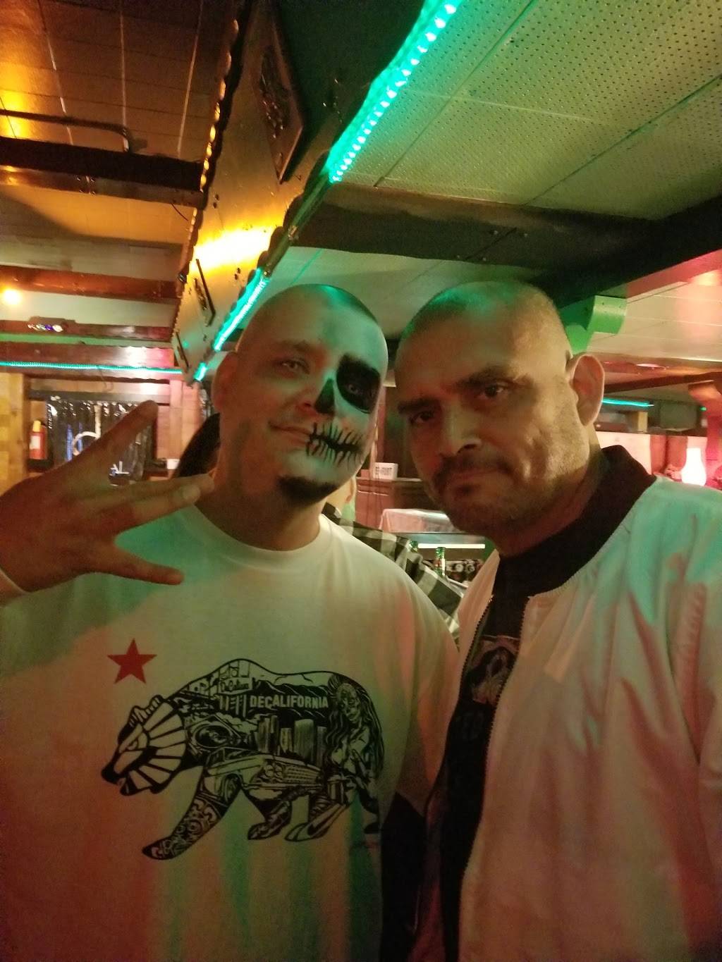 Green Turtle Bar & Restaurant | restaurant | 11464 Whittier Blvd, Whittier, CA 90601, USA | 5626992882 OR +1 562-699-2882