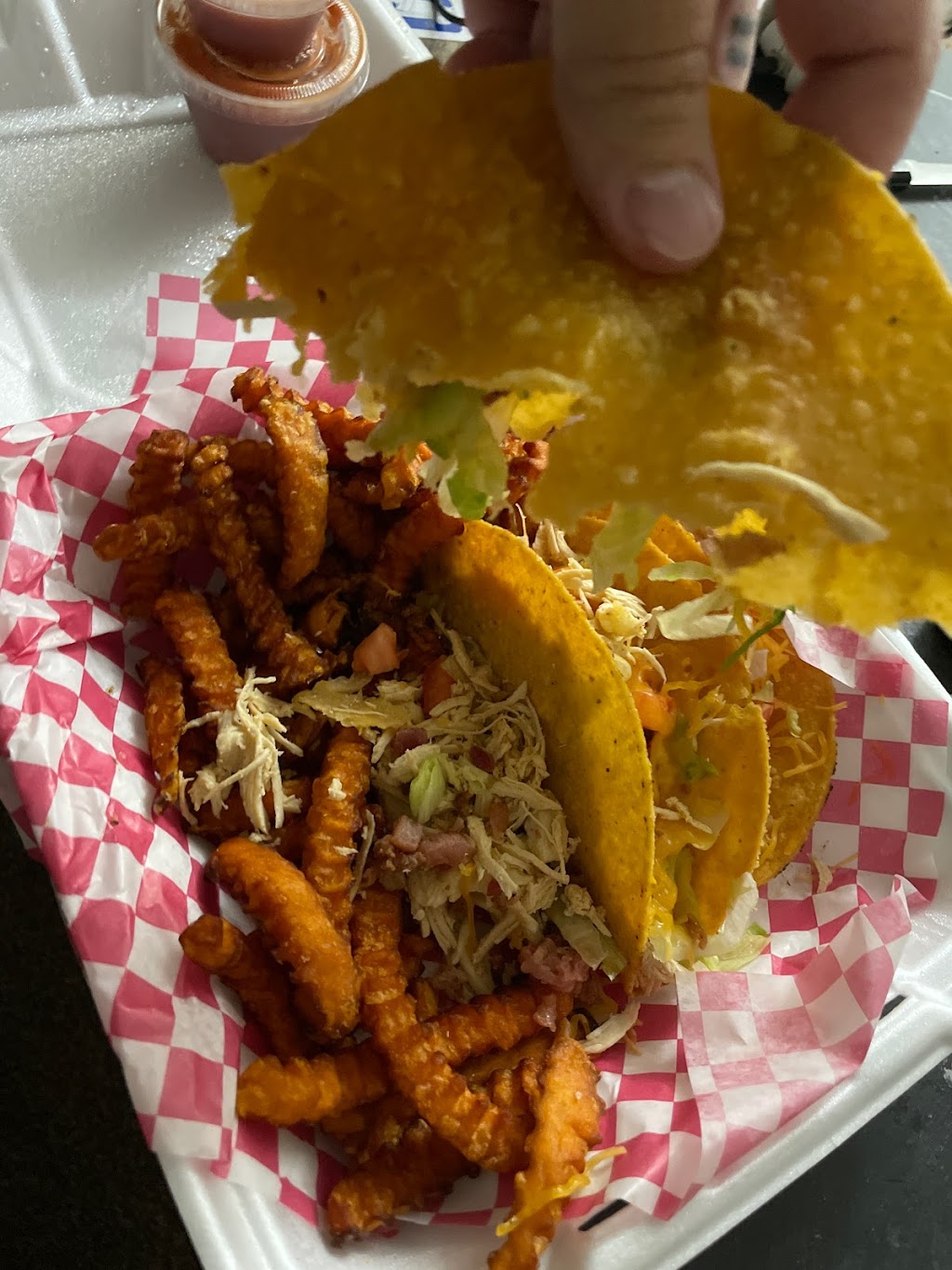 Grahams Grill 3 | restaurant | 2149 Jerry Murphy Rd, Pueblo, CO 81001, USA | 7196969628 OR +1 719-696-9628