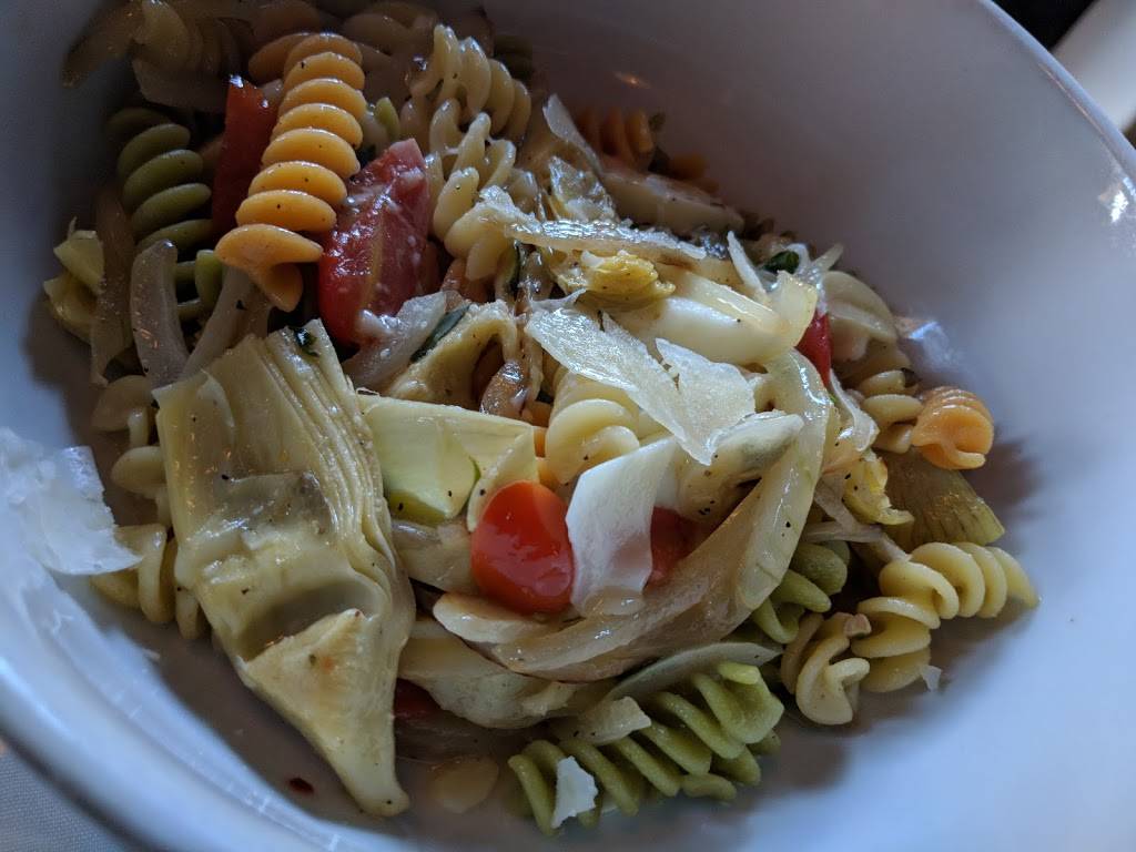 Spazzios Italian Cantina | restaurant | 2500 NE Green Oaks Blvd Suite 106, Arlington, TX 76006, USA | 8176330830 OR +1 817-633-0830