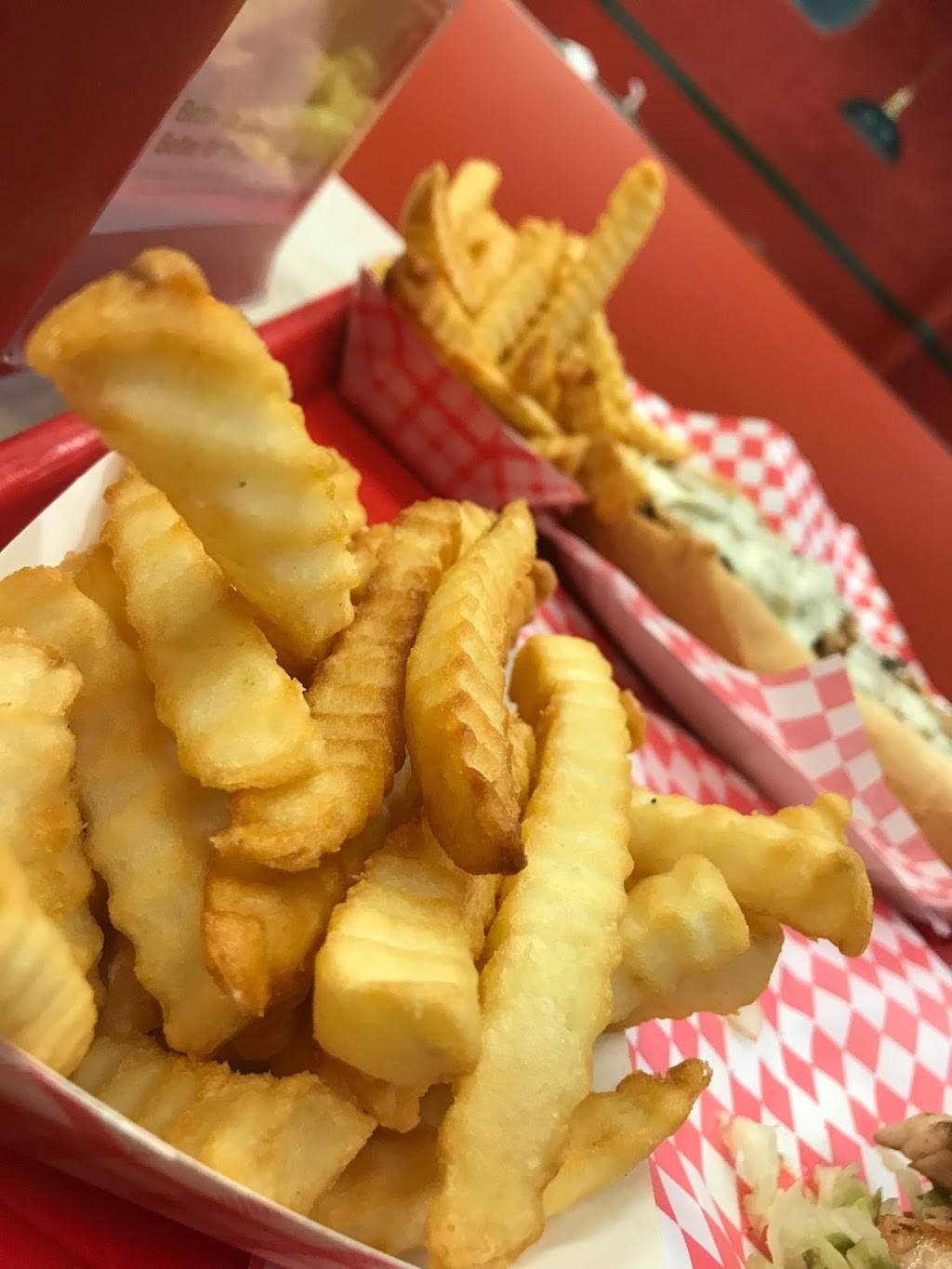 Elizabeths Pizza | restaurant | 918 Summit Ave, Greensboro, NC 27405, USA | 3362743638 OR +1 336-274-3638