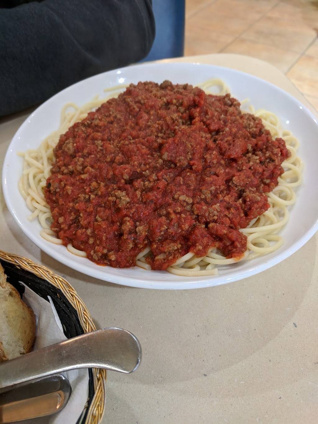 Marios Pizzeria | restaurant | 43 Great Neck Rd, Great Neck, NY 11021, USA | 5164667722 OR +1 516-466-7722