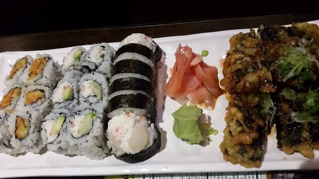 Crazy Tokyo Sushi | restaurant | 21801 Ventura Blvd, Woodland Hills, CA 91364, USA | 8189995060 OR +1 818-999-5060