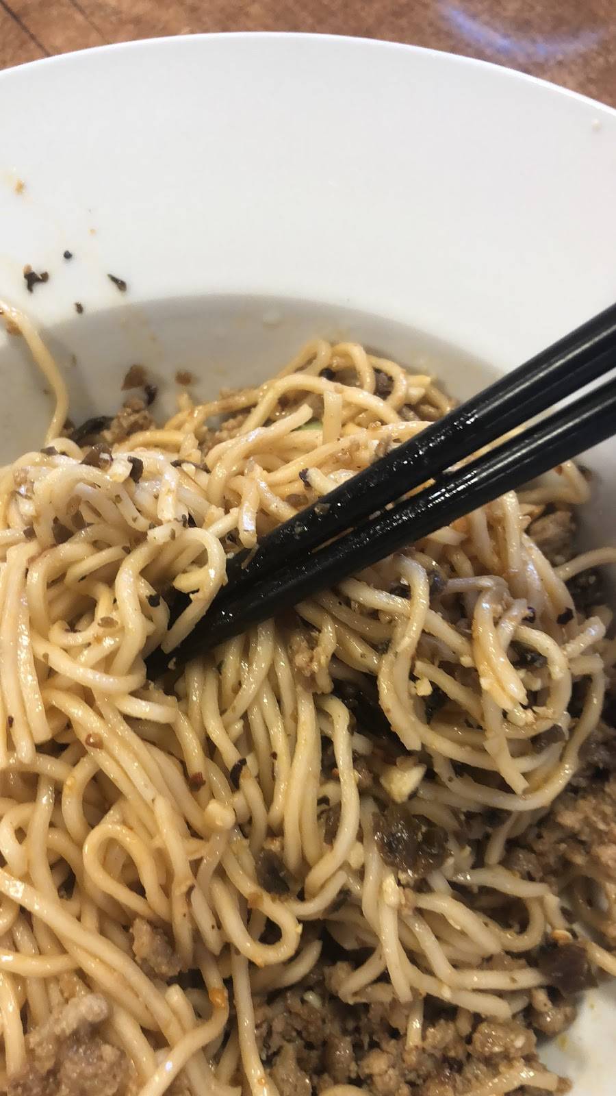 伍叔担担面 | restaurant | 165 Dundas St W, Mississauga, ON L5B 2N6, Canada | 6477296355 OR +1 647-729-6355