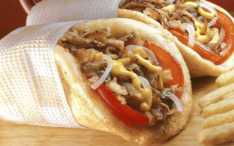 Snacks & Stuff | restaurant | 18635 Joseph Campau Ave, Detroit, MI 48234, USA | 5864828674 OR +1 586-482-8674