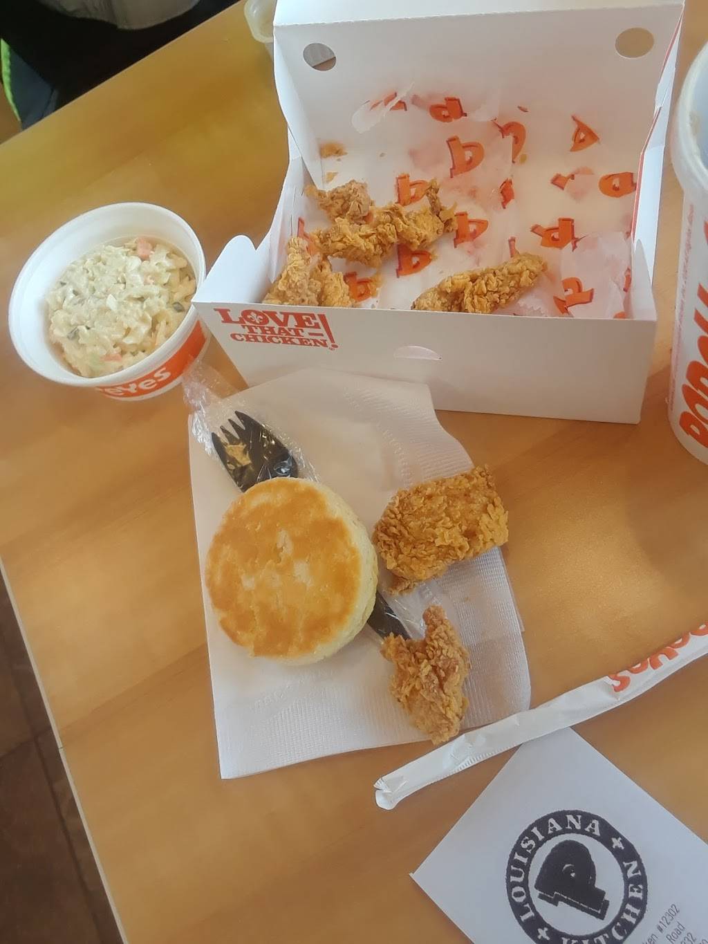 Popeyes Louisiana Kitchen | restaurant | 2297 S Hamilton Rd, Columbus, OH 43232, USA | 6146260770 OR +1 614-626-0770