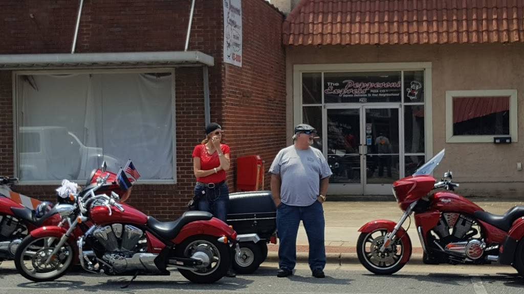 Home Folks Cafe | cafe | 209 E Main St, Cherryville, NC 28021, USA | 7044359336 OR +1 704-435-9336