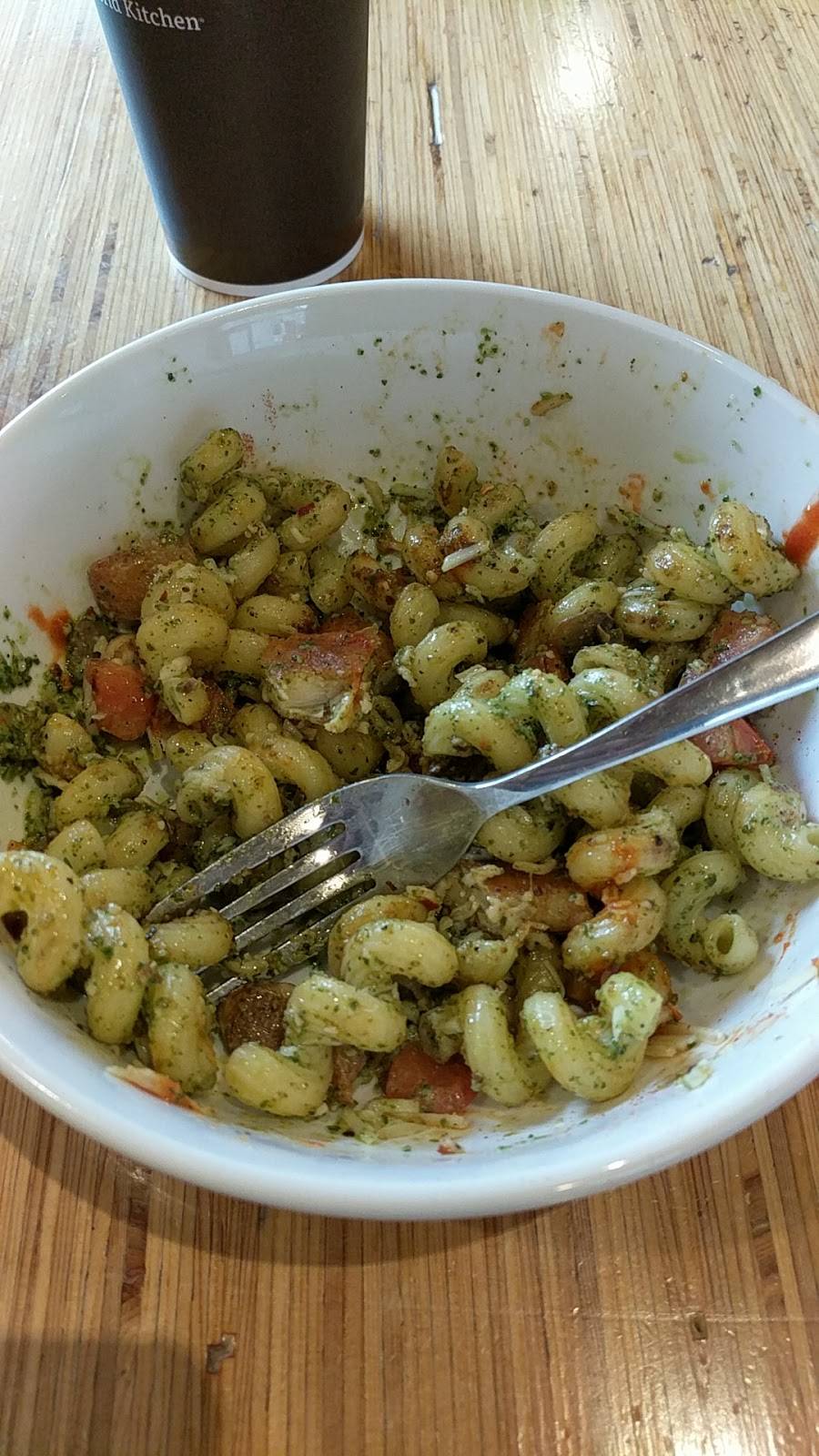 Noodles and Company | restaurant | At 28th, 2725 W Oklahoma Ave, Milwaukee, WI 53215, USA | 4143830400 OR +1 414-383-0400