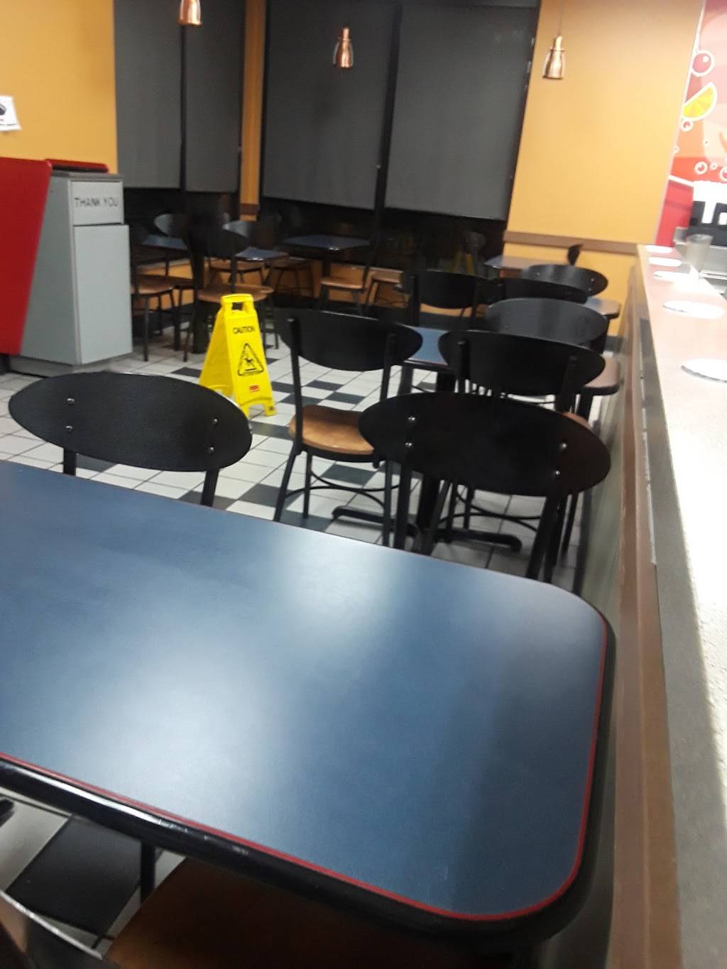 Jack in the Box | restaurant | 903 Probandt, San Antonio, TX 78204, USA | 2102234415 OR +1 210-223-4415