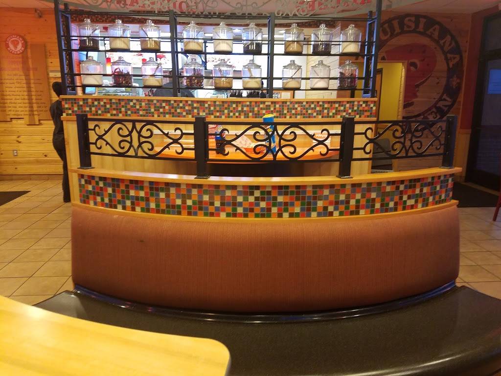 Popeyes Louisiana Kitchen | restaurant | 2235 Lamar Ave, Memphis, TN 38114, USA | 9013274797 OR +1 901-327-4797