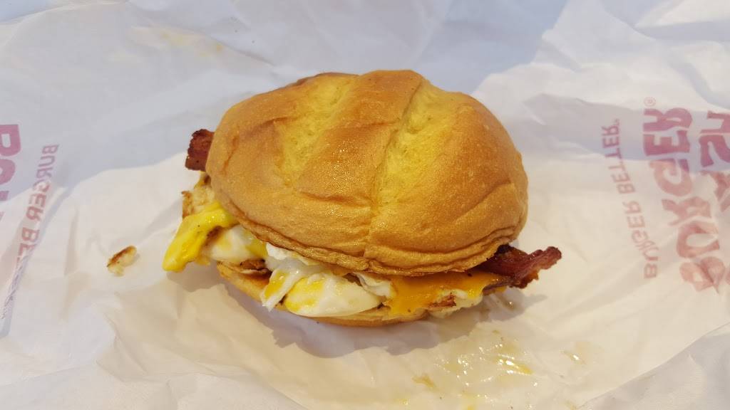 Smashburger | restaurant | 4 Aviation Cir, Arlington, VA 22202, USA | 7034133220 OR +1 703-413-3220