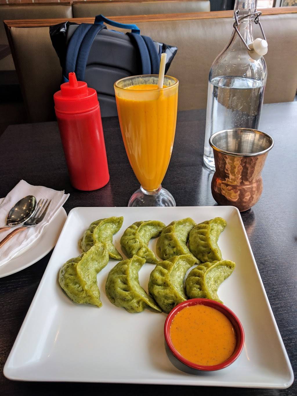 Himalayan Kitchen | restaurant | 1526 Queen St W, Toronto, ON M6R 1A4, Canada | 4165364138 OR +1 416-536-4138