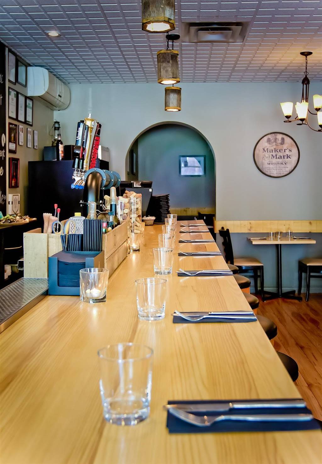 Bistro Kapzak | restaurant | 108 Rue Principale, Granby, QC J2G 2V2, Canada | 5793653008 OR +1 579-365-3008