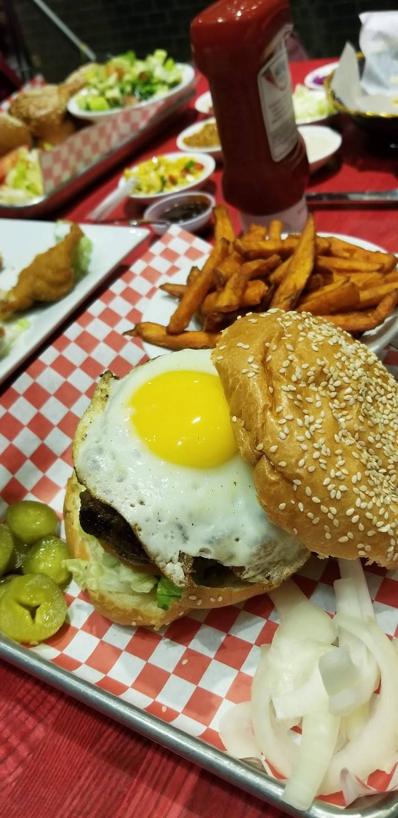 Mozart Grill | restaurant | 18120 Collins Ave, Sunny Isles Beach, FL 33160, USA | 3059740098 OR +1 305-974-0098