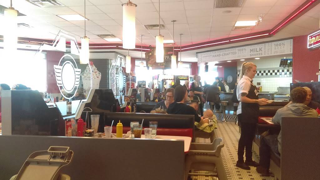 Steak n Shake | restaurant | 4501 S Emerson Ave, Indianapolis, IN 46203, USA | 3177862184 OR +1 317-786-2184