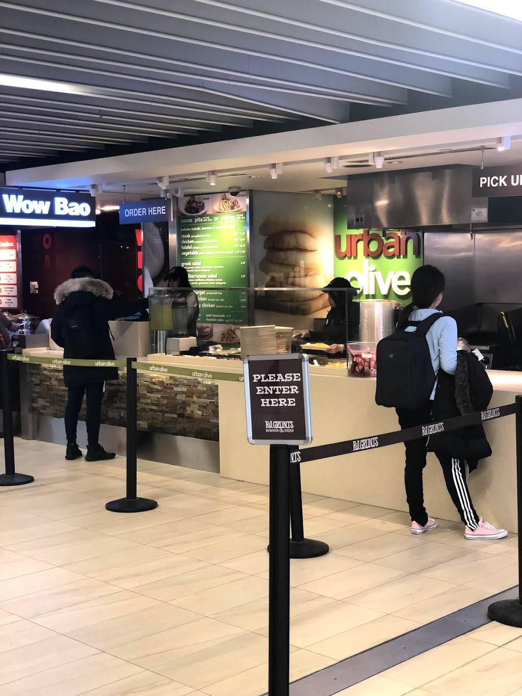 Urban Olive The Mediterranean Table | restaurant | ORD, 10000 West Ohare Avenue, Chicago, IL 60666, USA | 7738165267 OR +1 773-816-5267