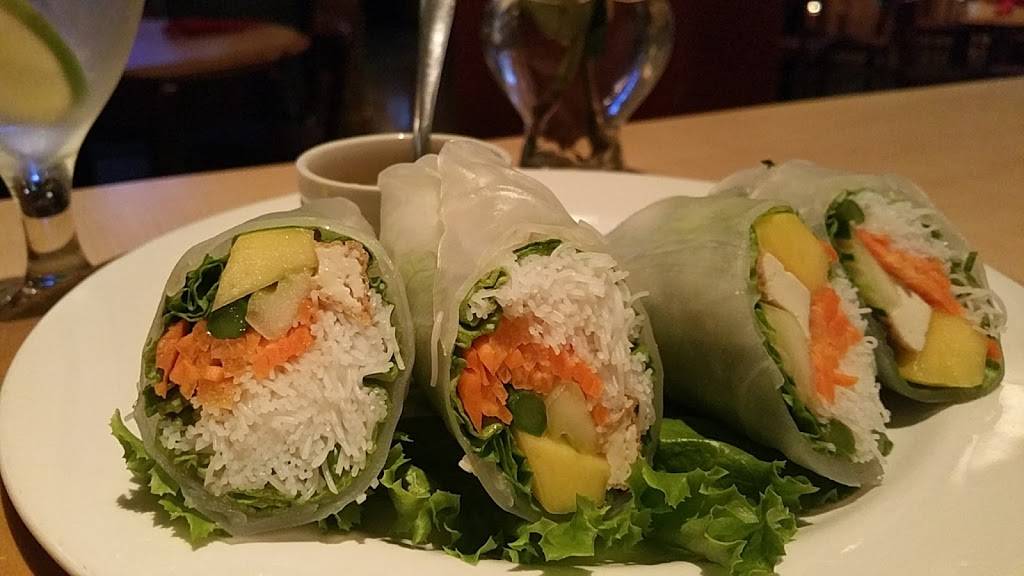 Silver Thai Cuisine | restaurant | 906 W McDermott Dr Ste 104, Allen, TX 75013, USA | 9727477452 OR +1 972-747-7452