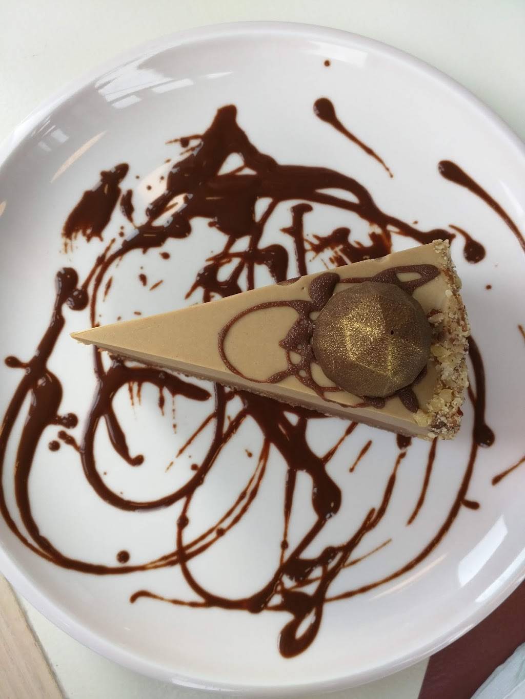 Naive | restaurant | 1001 E Washington St, Louisville, KY 40206, USA | 5027497856 OR +1 502-749-7856