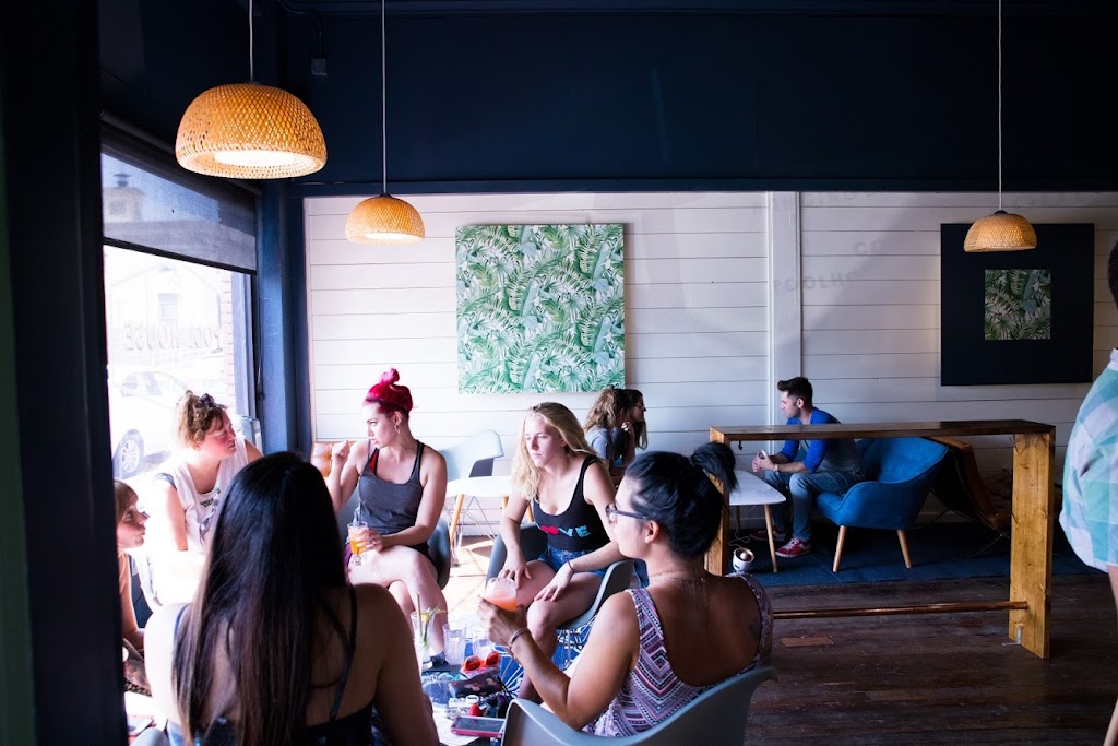 Pool House Kitchen & Bar | restaurant | 219 S 4th St, Manhattan, KS 66502, USA | 7855372135 OR +1 785-537-2135