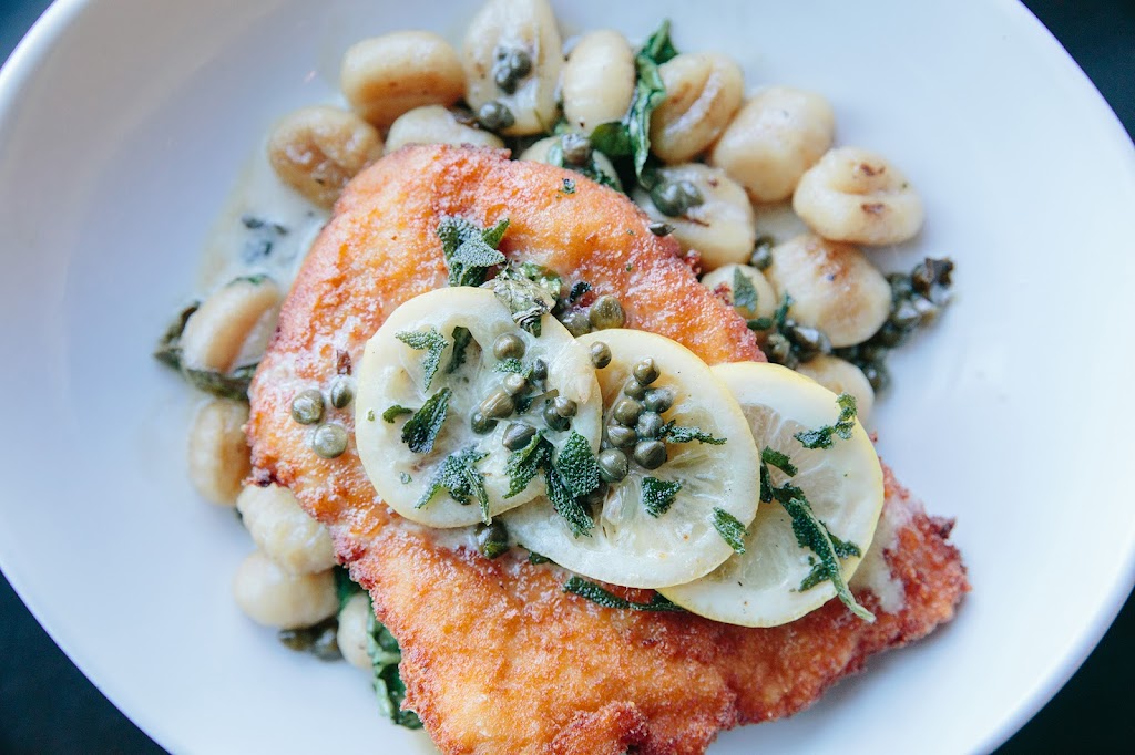 110 Grill | restaurant | 200 Exchange St, Malden, MA 02148, USA | 7816052172 OR +1 781-605-2172