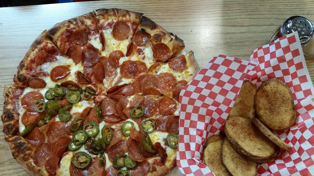 Barros Pizza | restaurant | 21000 Golden Springs Dr, Walnut, CA 91789, USA | 9095982871 OR +1 909-598-2871