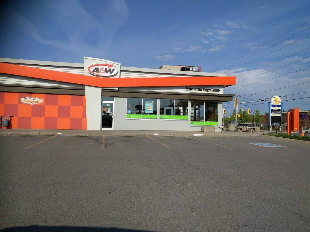 A&W Canada | restaurant | 390 N Front St, Belleville, ON K8P 3E1, Canada | 6139664817 OR +1 613-966-4817